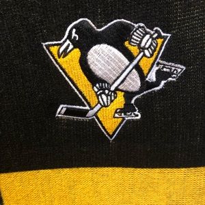 Mitchell & Ness Pittsburgh Penguins winter scarf